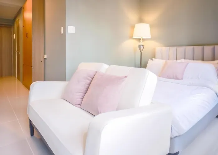 Modern In Coast Residences Manila