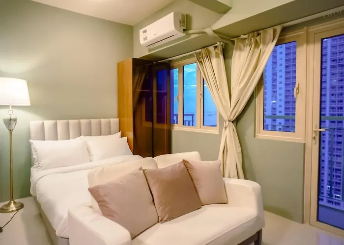 Modern In Coast Residences Aparthotel Manila