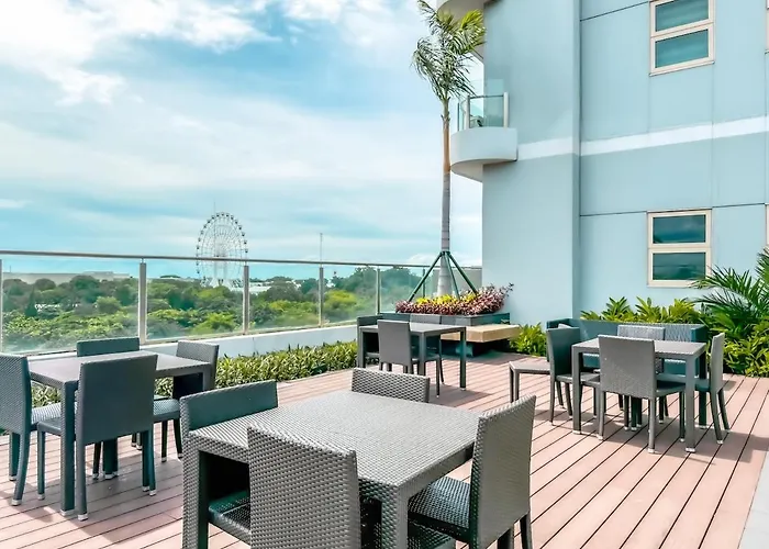 Modern In Coast Residences 4* Manila